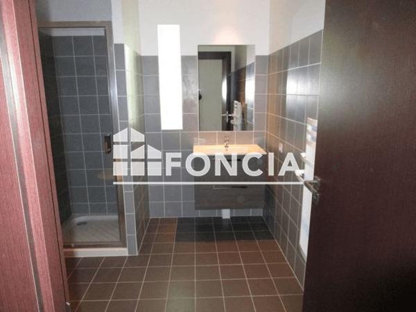 Location Appartement 2 pièces 38.53 m² - 16 RUE BAZEILLES Rochefort 17300