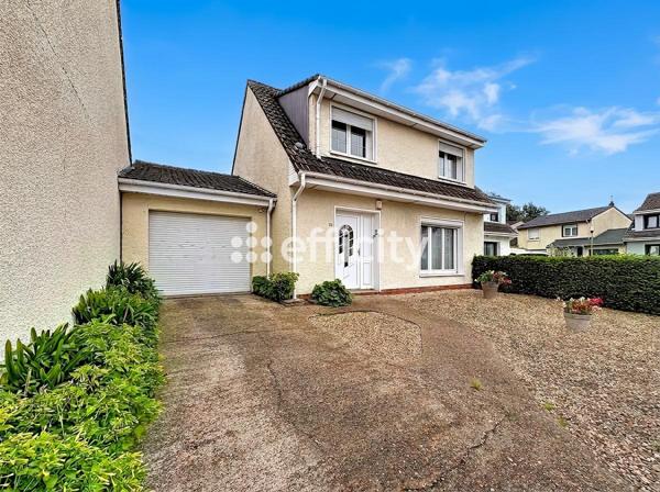 Maison
         4 pièces
        - 118 m² Exclusivité 239 000 € *