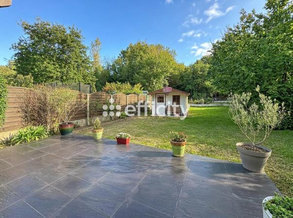Maison
         4 pièces
        - 118 m² Exclusivité 239 000 € *