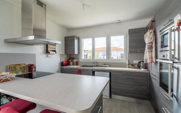 Maison à vendre    4 pièces •  Biscarrosse