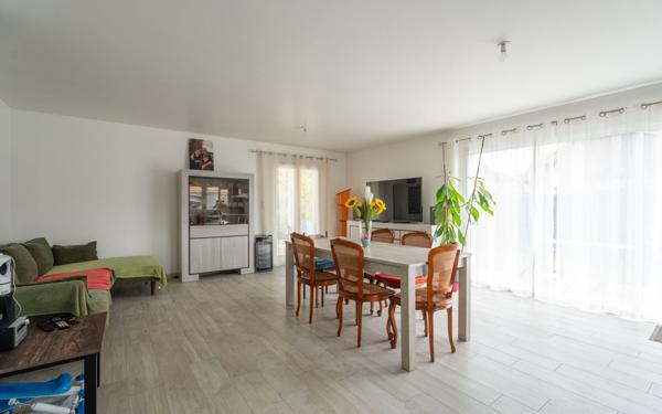 Maison à vendre    4 pièces •  Biscarrosse