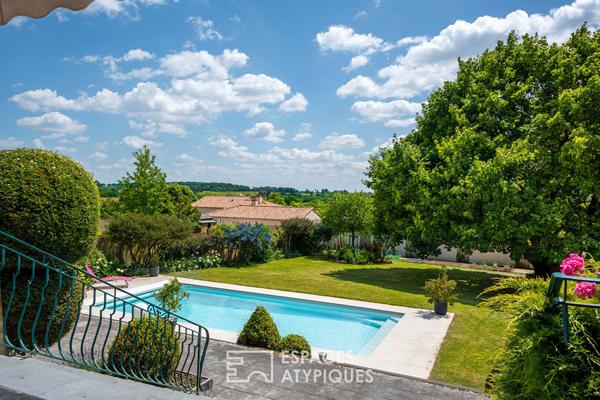 Maison avec studio et dépendance, jardin et piscine, centre de Vallet