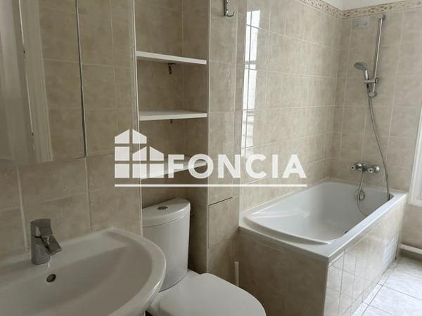 Location Appartement 2 pièces 43.63 m² - 6 RUE JEAN MERMOZ Paris 75008