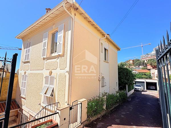 Villa 5 pièces vue mer et Monaco avec appartement 3 pièces indépendant !