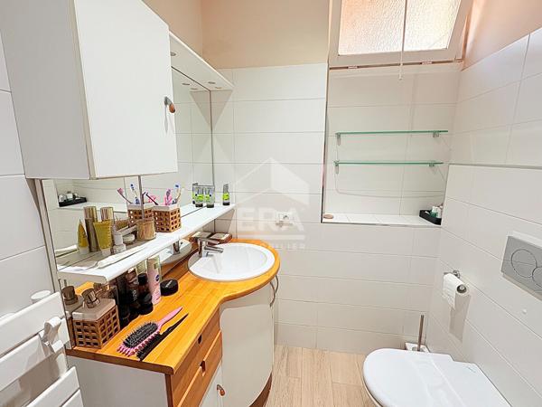 Villa 5 pièces vue mer et Monaco avec appartement 3 pièces indépendant !