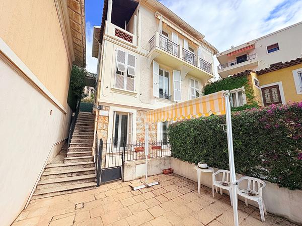 Villa 5 pièces vue mer et Monaco avec appartement 3 pièces indépendant !