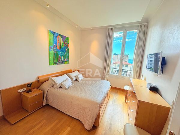 Villa 5 pièces vue mer et Monaco avec appartement 3 pièces indépendant !