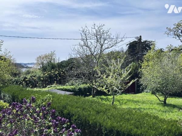 A VENDRE ARRADON (56)  PROCHE PLAGE - GRANDE MAISON SANS VIS A VIS 