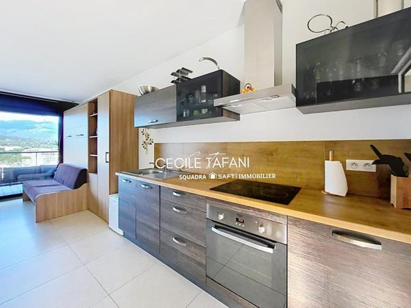 Studio à Porto-Vecchio avec terrasse vue montagnes