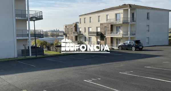Location Studio meublé 27.21 m² - Niort 79000