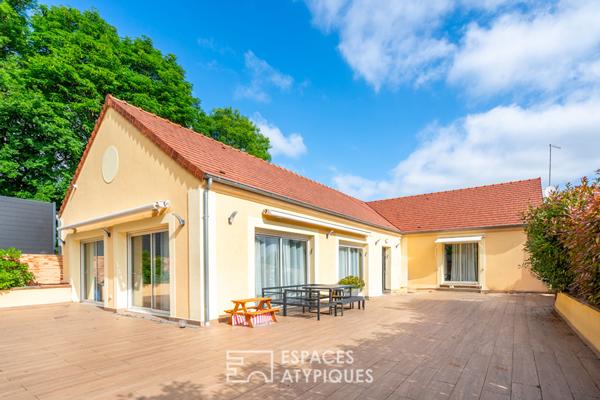 Villa avec piscine et Pool house