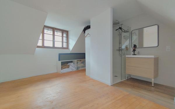 Maison à vendre    3 pièces •  Espalion