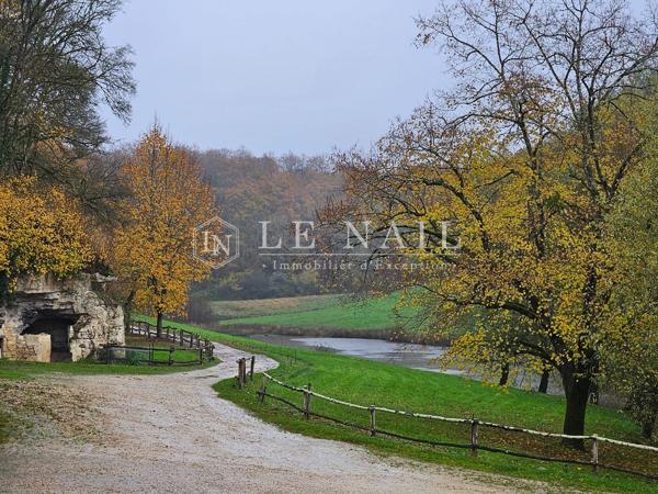 Exceptionnel domaine de chasse clos de 504 hectares en Touraine