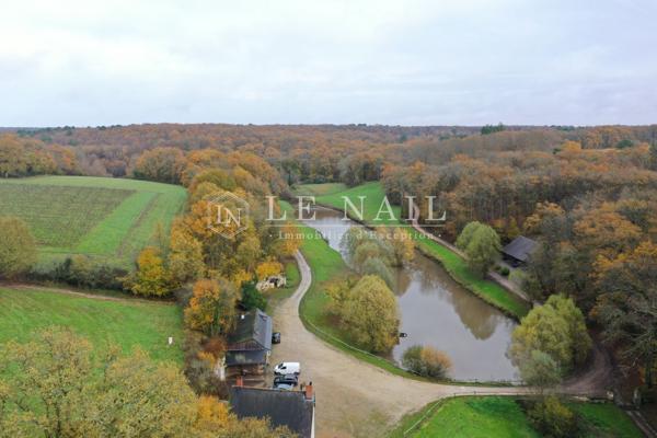 Exceptionnel domaine de chasse clos de 504 hectares en Touraine
