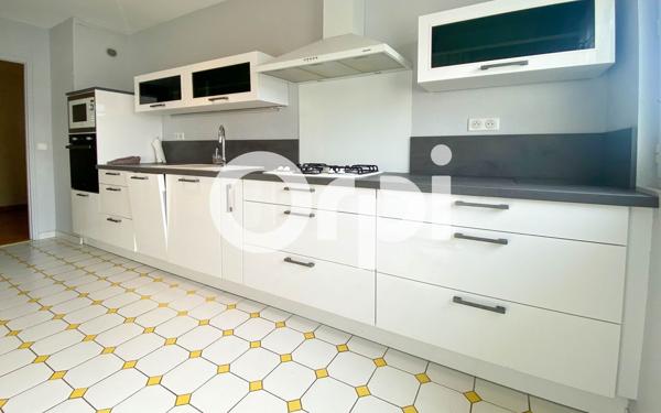 Appartement à vendre    4 pièces •  Saumur