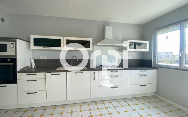 Appartement à vendre    4 pièces •  Saumur