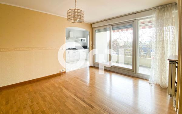 Appartement à vendre    4 pièces •  Saumur