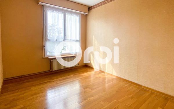 Appartement à vendre    4 pièces •  Saumur