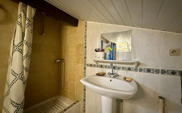 Maison à vendre    7 pièces • 228 m2 Dax