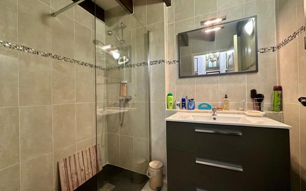 Maison à vendre    7 pièces • 228 m2 Dax