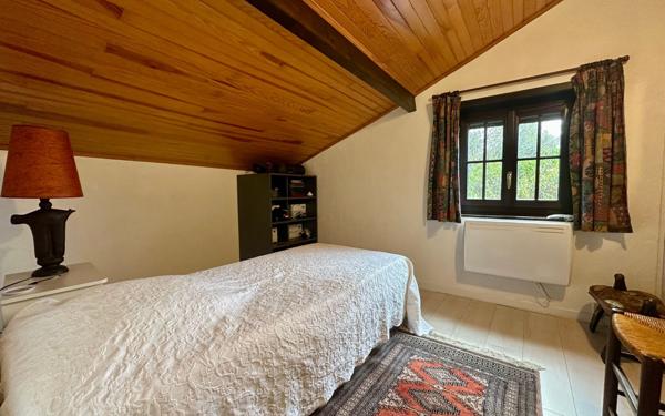 Maison à vendre    7 pièces • 228 m2 Dax