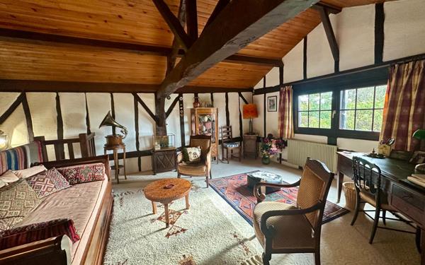 Maison à vendre    7 pièces • 228 m2 Dax