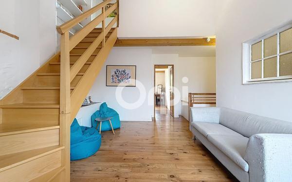 Maison à vendre    4 pièces •  Bages