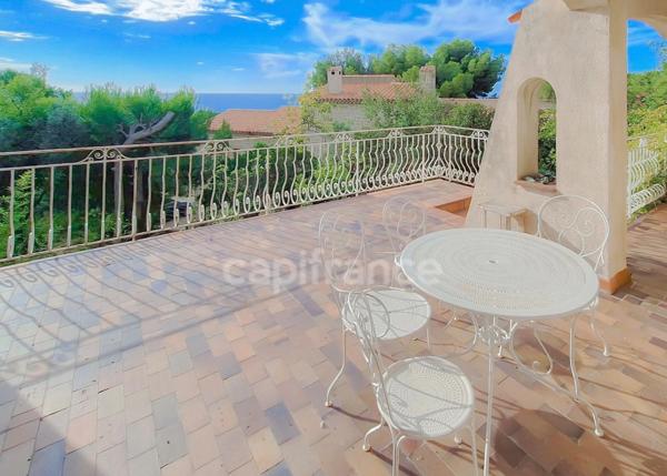 À vendre, Villa 183 m² + Appartement de 80 m², Terrain 1 110 m², Sausset Les Pins, PACA (13)