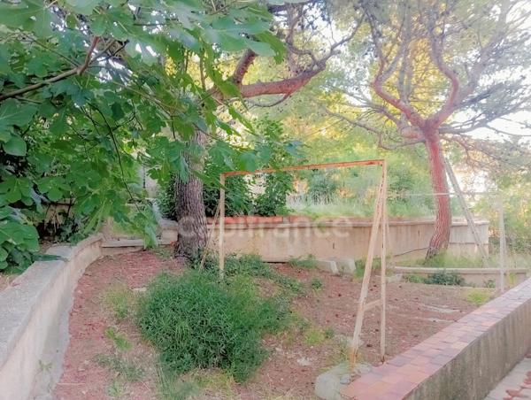 À vendre, Villa 183 m² + Appartement de 80 m², Terrain 1 110 m², Sausset Les Pins, PACA (13)