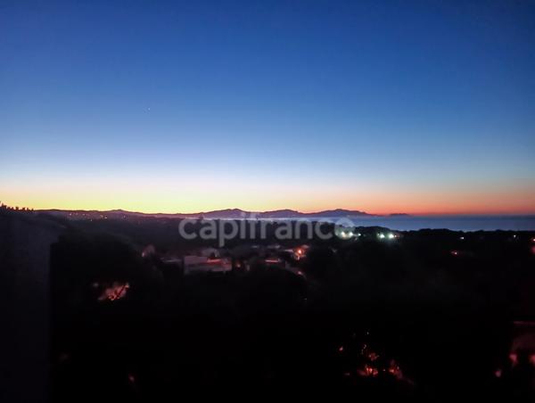 À vendre, Villa 183 m² + Appartement de 80 m², Terrain 1 110 m², Sausset Les Pins, PACA (13)