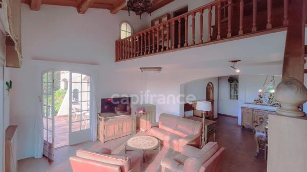 À vendre, Villa 183 m² + Appartement de 80 m², Terrain 1 110 m², Sausset Les Pins, PACA (13)