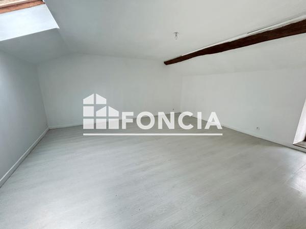 Location Maison 5 pièces 146.5 m² - 7 RUE SAINT BERNARD Lonny 08150