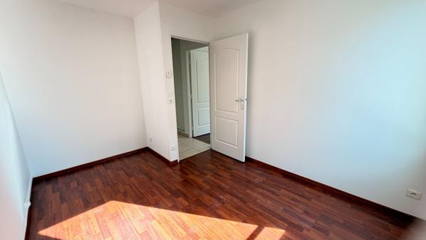 ESSEY-LÈS-NANCY T3 71 M² TERRASSE 2 STATIONNEMENTS