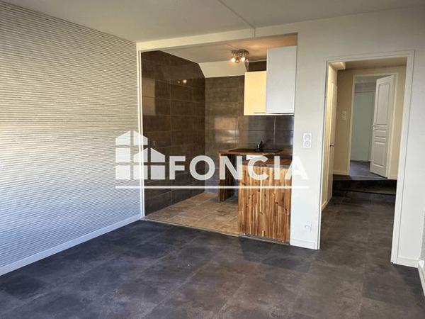 Location Appartement 3 pièces 55.59 m² - 15 RUE SOULT Tarbes 65000