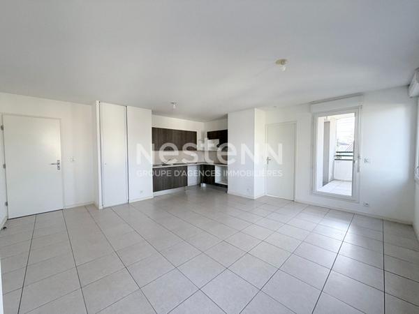 PESSAC - MONTEIL - Appartement - 3 pièces - 65m2- 2 chambres - Box fermé- Petite copropriété