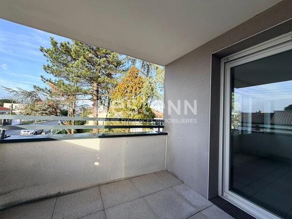 PESSAC - MONTEIL - Appartement - 3 pièces - 65m2- 2 chambres - Box fermé- Petite copropriété