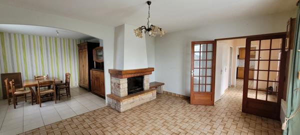 Maison non mitoyenne sur s/sol, Potentiel.