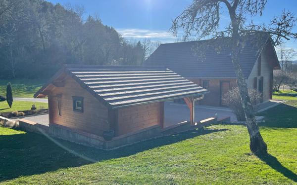 Maison à vendre    4 pièces • 115 m2 Légna