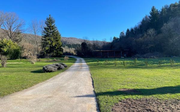 Maison à vendre    4 pièces • 115 m2 Légna