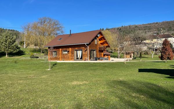 Maison à vendre    4 pièces • 115 m2 Légna