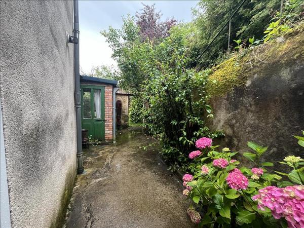 Maison à vendre |  Saint-Amand-Montrond |  5 pièces | 121 m²