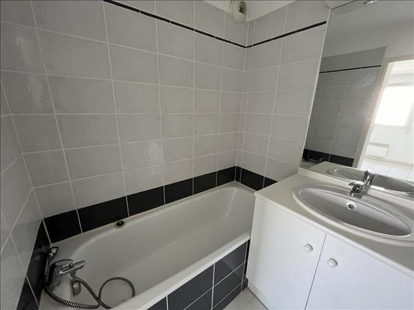 Appartement à vendre |  La Ville-Dieu-du-Temple |  2 pièces | 34 m²