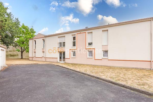 Vente
                Appartement67 m² - 3 Pièces -
                    BASSE-GOULAINE (44115)