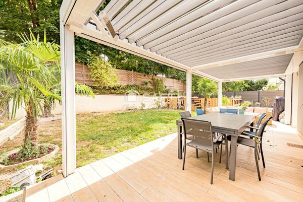 Grande maison familiale avec piscine