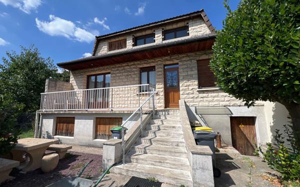 Maison à vendre    4 pièces • 3,76 m2 Rueil-Malmaison
