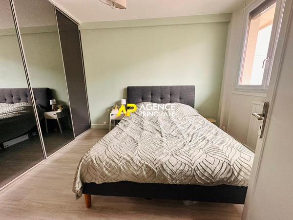 Sartrouville - Les Dix Arpents - Appartement 4 pièces 78.59 m2 avec cave et box 299 000 € **  - Référence  9587
