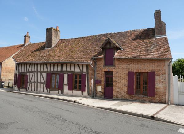 Maison Chaumont Sur Tharonne 7 pièce(s) 159 m2
