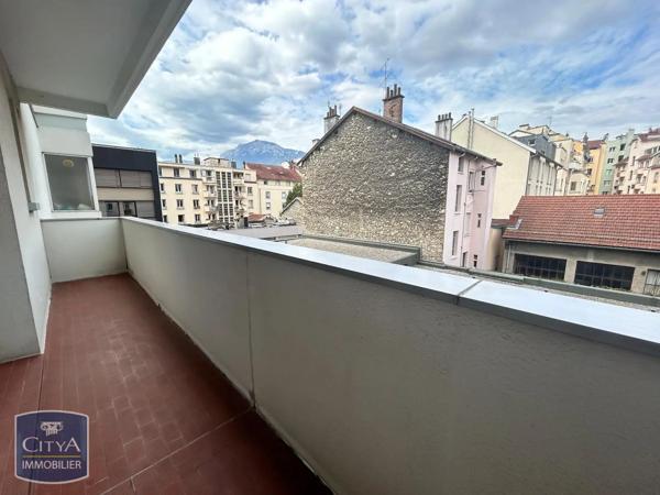 Appartement à louer 1 pièce 35.69m² Grenoble (38000)