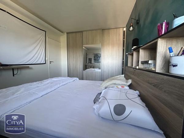 Appartement à vendre 4 pièces 83.9m² Châtellerault (86100)