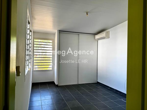 Maison à CAYENNE, 97300 - 4 pièces 98m²